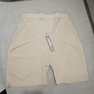 SKIMS Sheer Lowback Shorts-SOLD